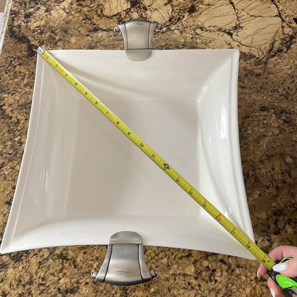 Novel Collection - white and silver antique handle serving dish - Picture 4 of 7